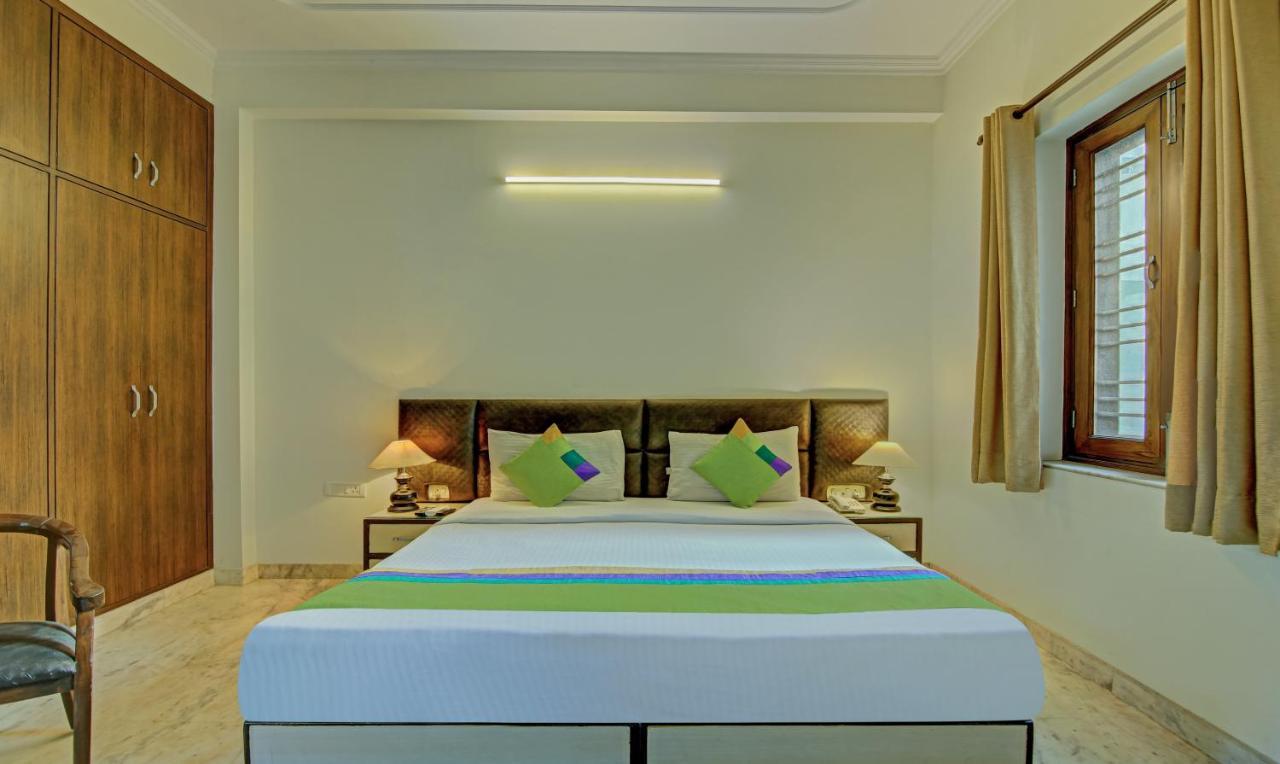 Itsy Hotels Swastika Inn Sector 26 نويدا المظهر الخارجي الصورة